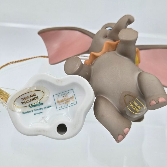 WDCC Dumbo Timothy Sculpture with Button Pin, Balloon and Timothy Mouse Plush - Picture 2 of 14